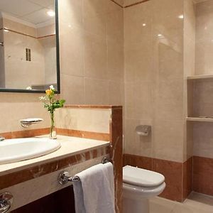 Habitación con Cama King